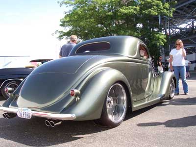  are the custom made taillight stands complete with 37 Ford taillights